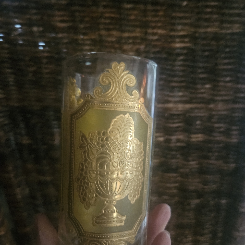 Elegant 22 Kt Gold-Accented Glass Tumbler Set